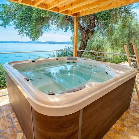 Elysian Stonehouse By The *